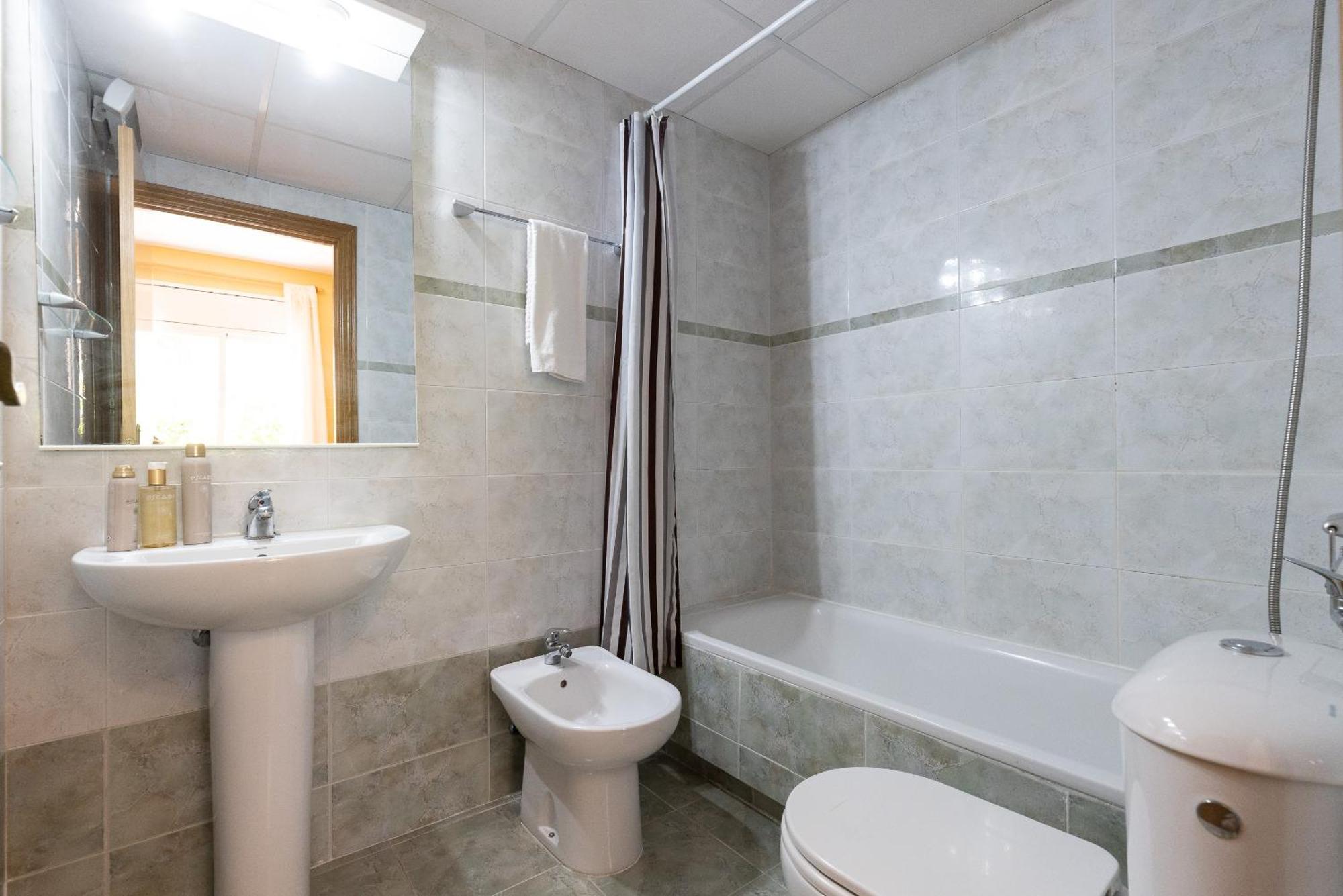 לה פינדה Uhc Golden Pineda Apartments מראה חיצוני תמונה