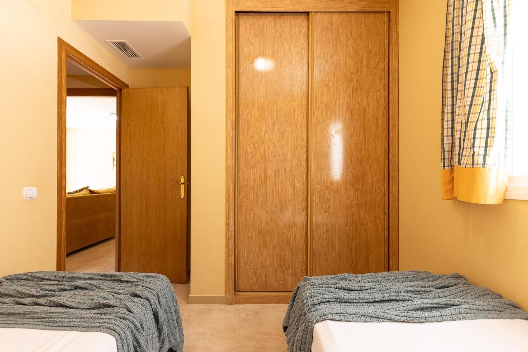 לה פינדה Uhc Golden Pineda Apartments חדר תמונה